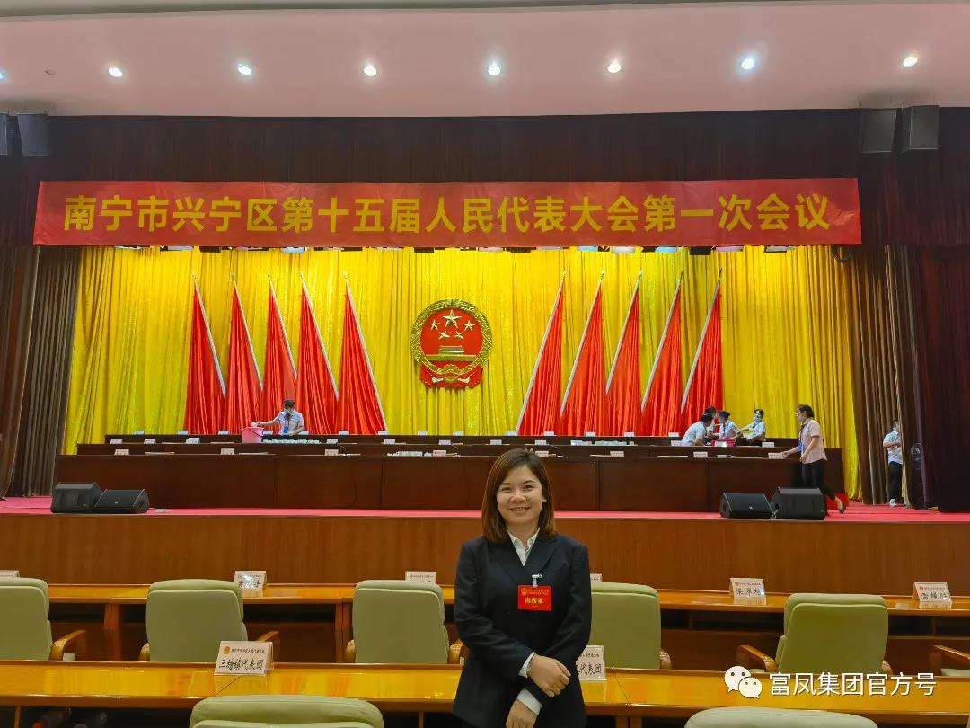 国产午夜麻豆影院在线观看集团